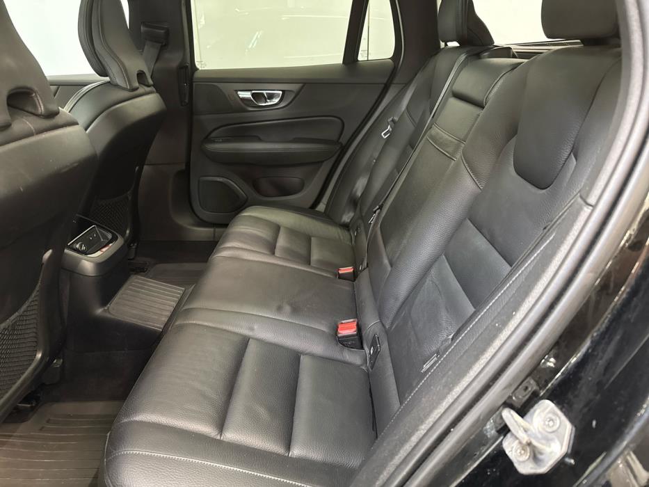 VOLVO V60 2019