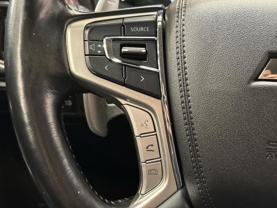 MITSUBISHI Outlander PHEV 2020