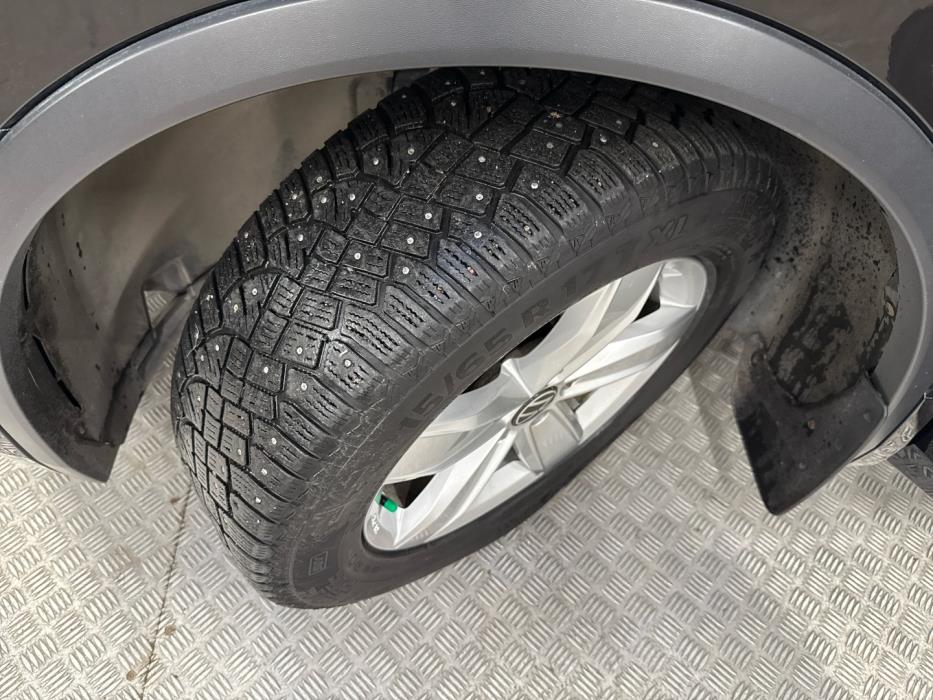 VOLKSWAGEN Tiguan 2020