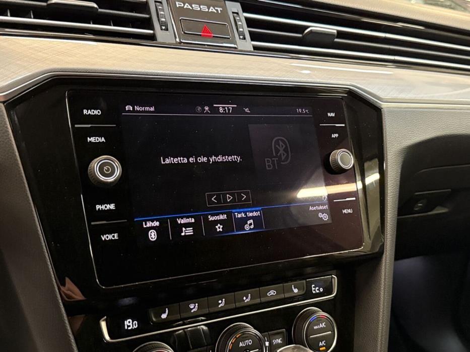 VOLKSWAGEN Passat 2020