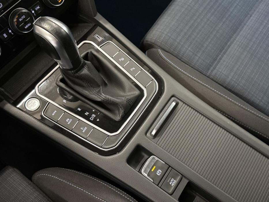 VOLKSWAGEN Passat 2020