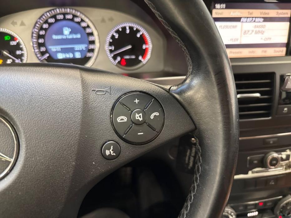MERCEDES-BENZ GLK 2012
