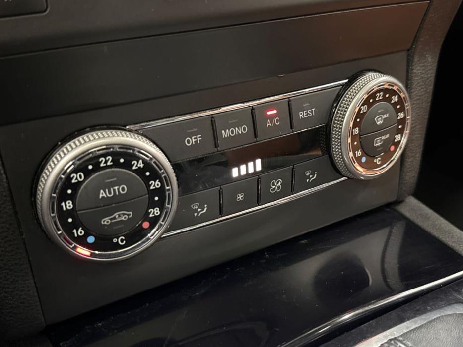 MERCEDES-BENZ GLK 2012