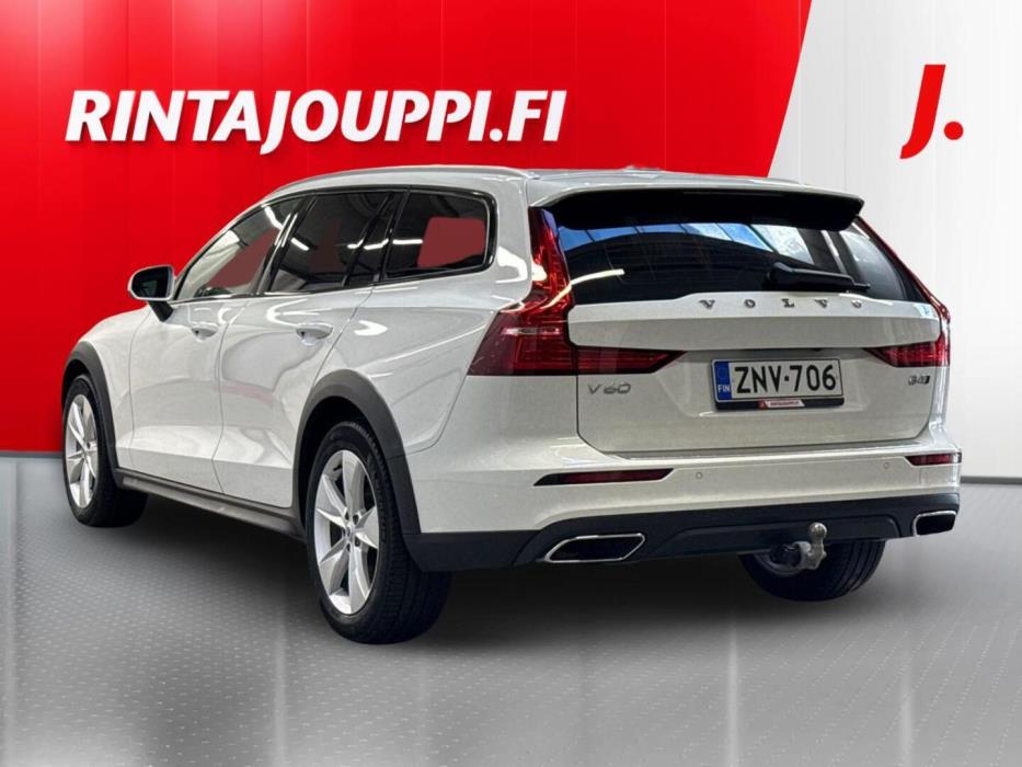 VOLVO V60 Cross Country 2022