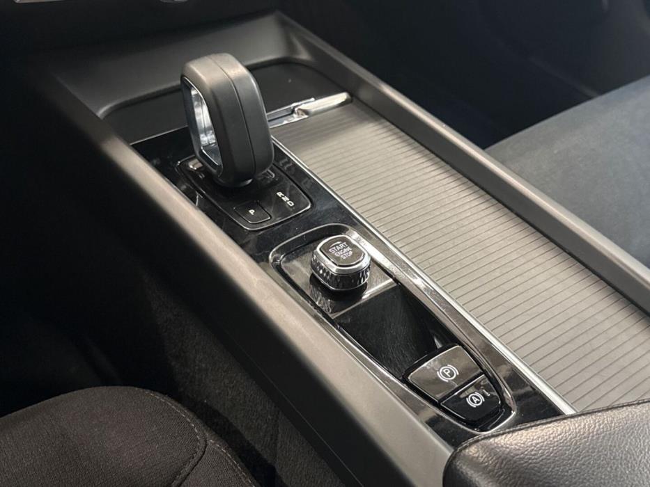 VOLVO V60 Cross Country 2022