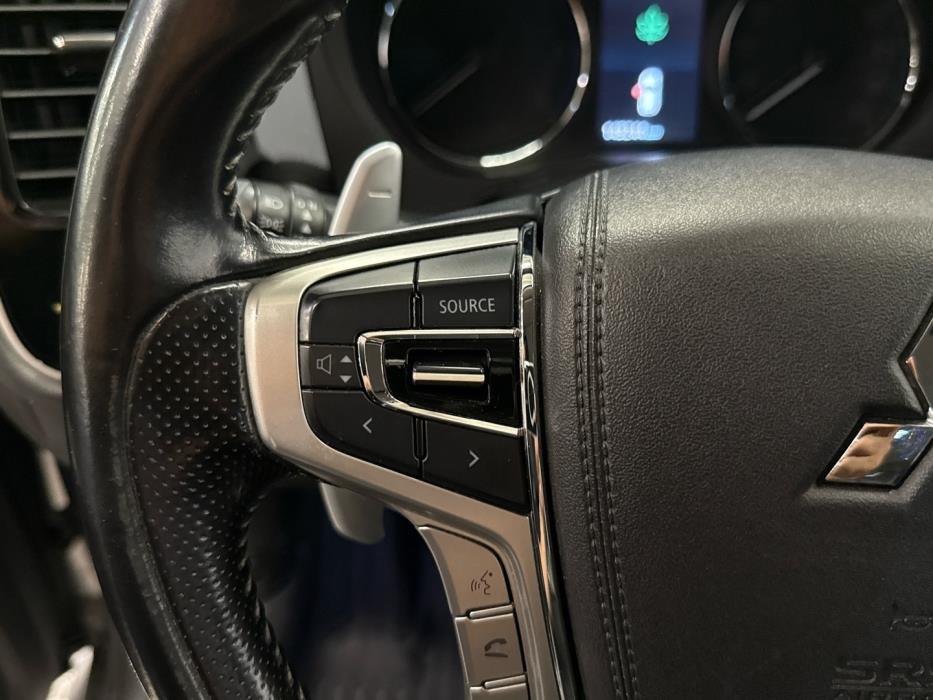 MITSUBISHI Outlander PHEV 2019