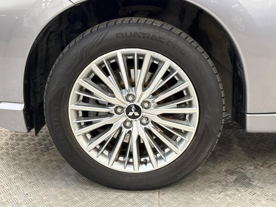 MITSUBISHI Outlander PHEV 2019