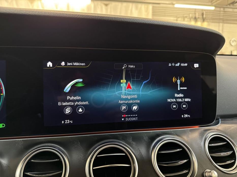 MERCEDES-BENZ E 2023