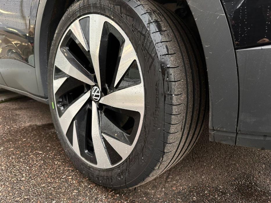 VOLKSWAGEN ID.4 2023