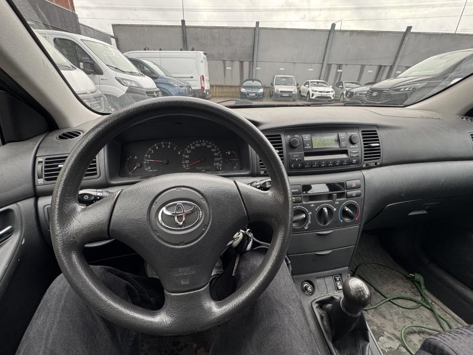 TOYOTA Corolla 2003