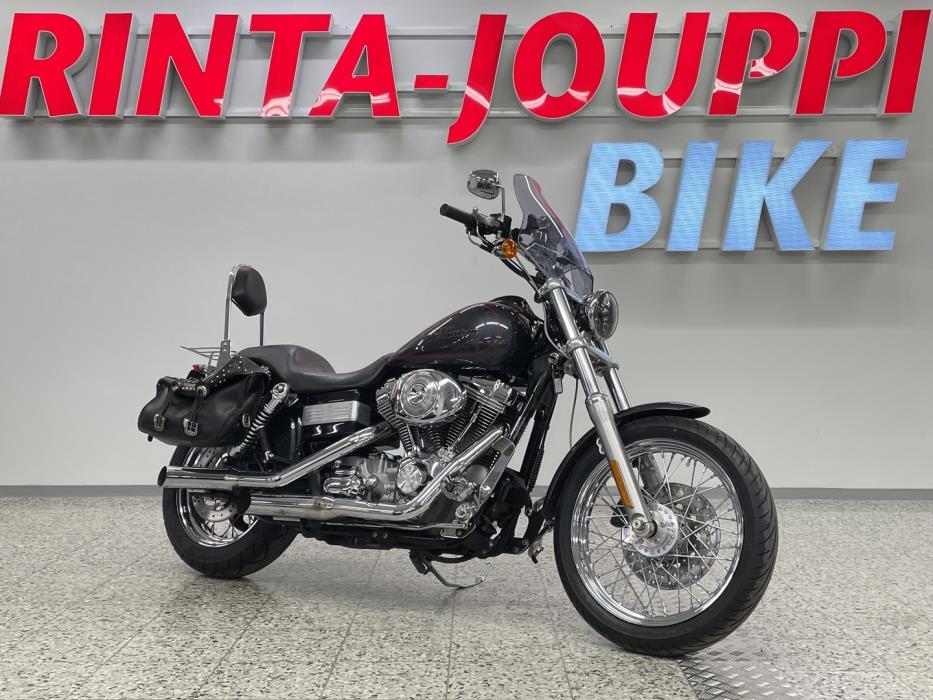HARLEY-DAVIDSON DYNA 2006