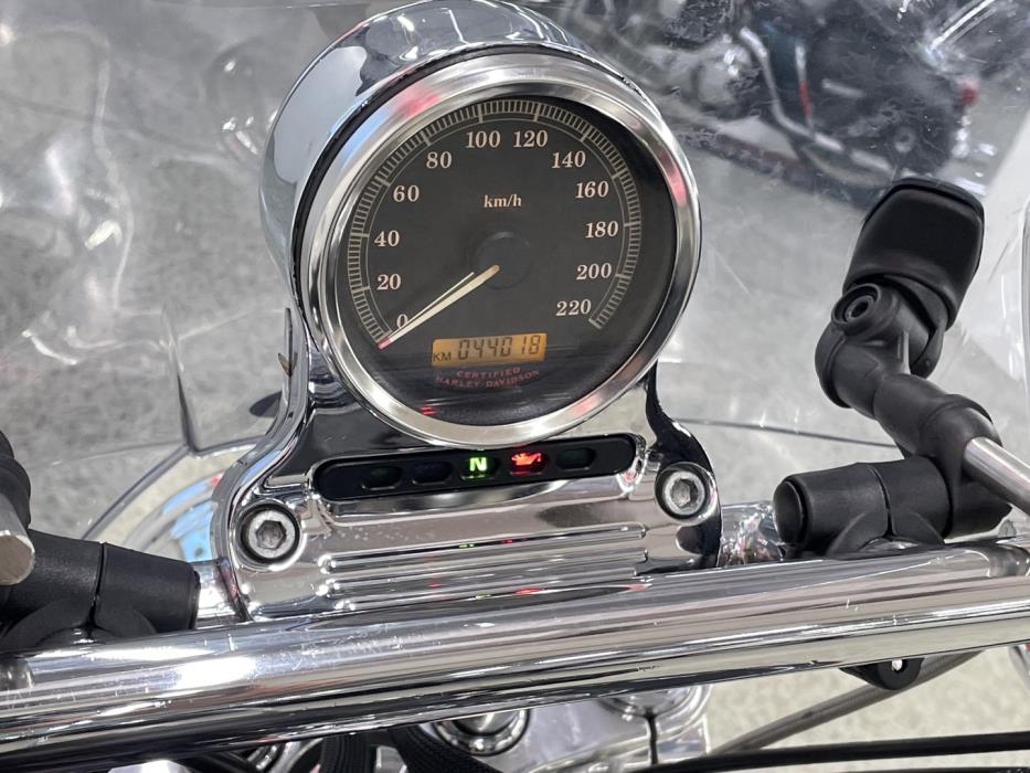HARLEY-DAVIDSON DYNA 2006