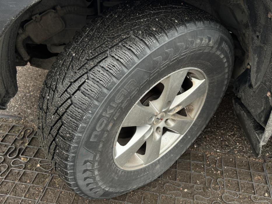 TOYOTA Land Cruiser 2004