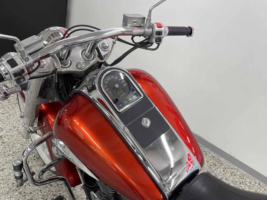 SUZUKI VL 1999