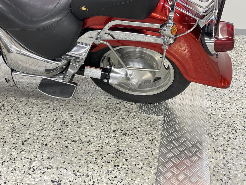 SUZUKI VL 1999