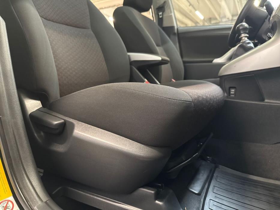 TOYOTA Verso 2011
