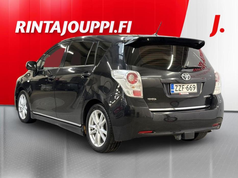TOYOTA Verso 2011