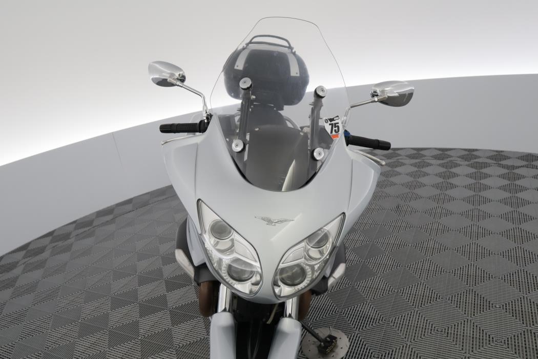 MOTO GUZZI NORGE 2010