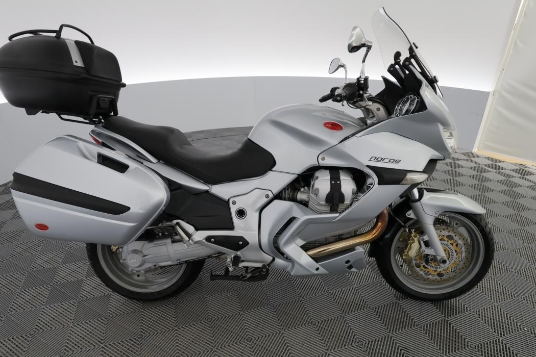 MOTO GUZZI NORGE 2010