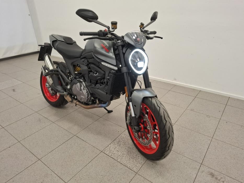 DUCATI Monster 2021