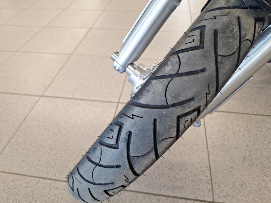 HARLEY-DAVIDSON DYNA 2010