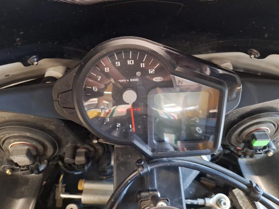 APRILIA RSV 2008