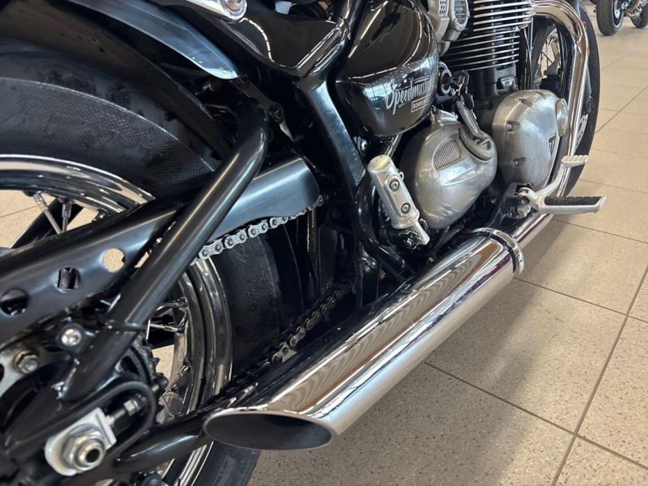 TRIUMPH BONNEVILLE 2018