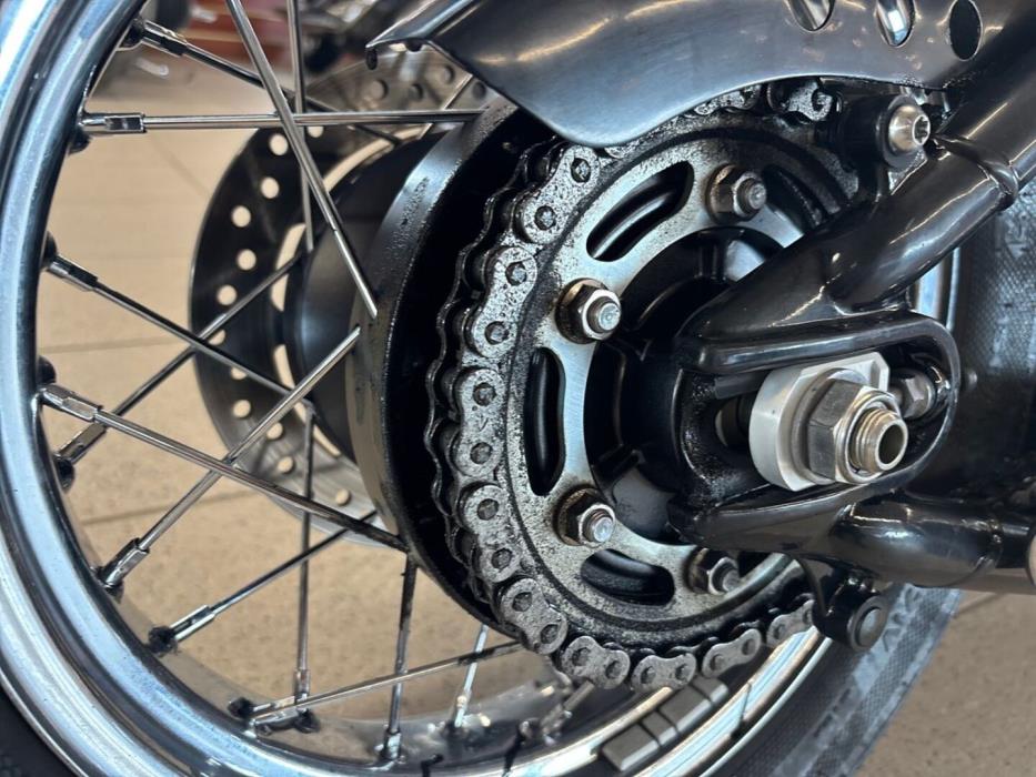TRIUMPH BONNEVILLE 2018
