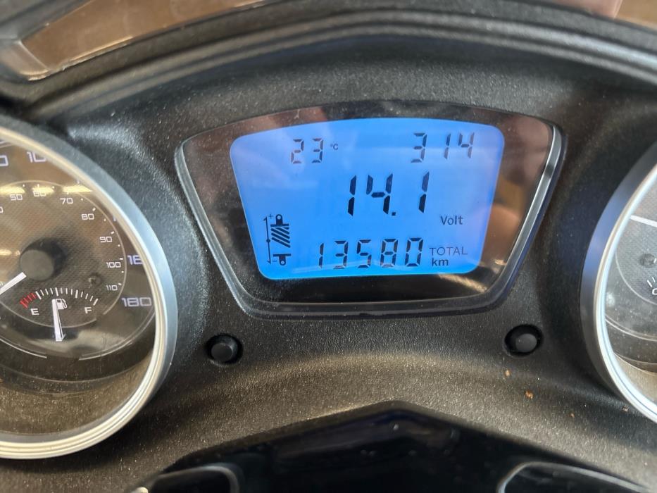 PIAGGIO X10 2016