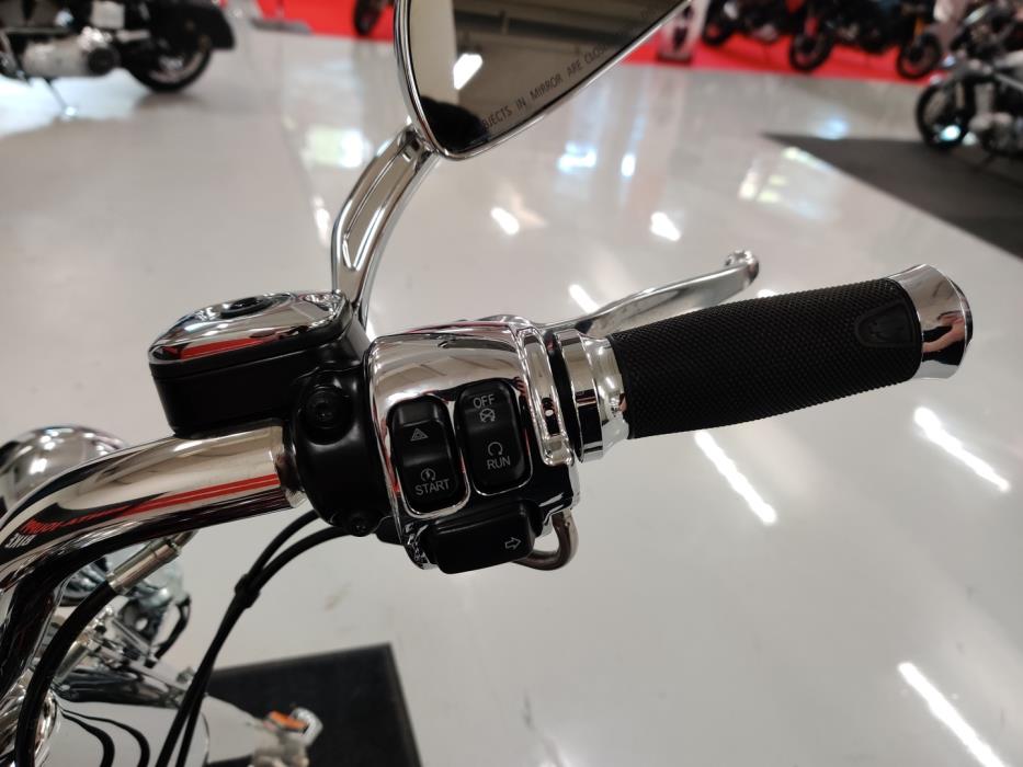 HARLEY-DAVIDSON SOFTAIL 2014