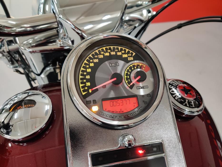 HARLEY-DAVIDSON SOFTAIL 2014