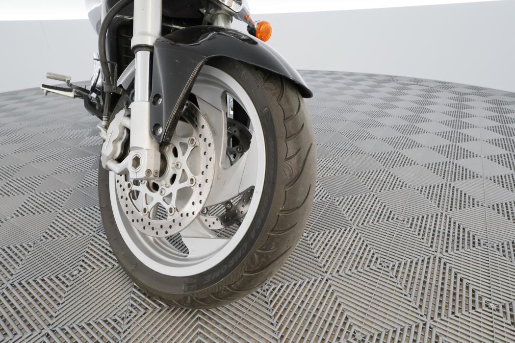 SUZUKI INTRUDER 2014