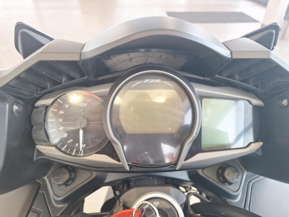 YAMAHA FJR 2021