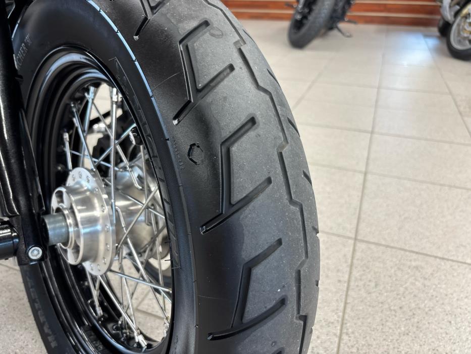HARLEY-DAVIDSON SPORTSTER 2011