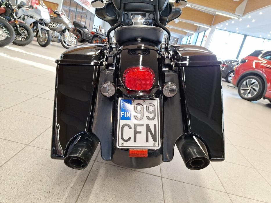 HARLEY-DAVIDSON TOURING 2009