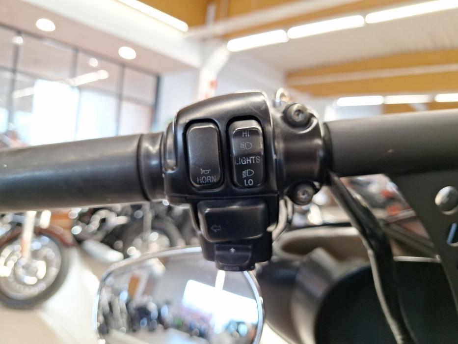 HARLEY-DAVIDSON TOURING 2009