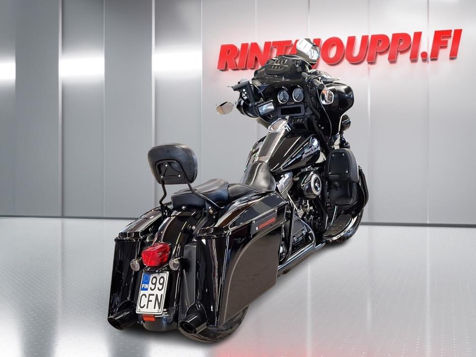 HARLEY-DAVIDSON TOURING 2009