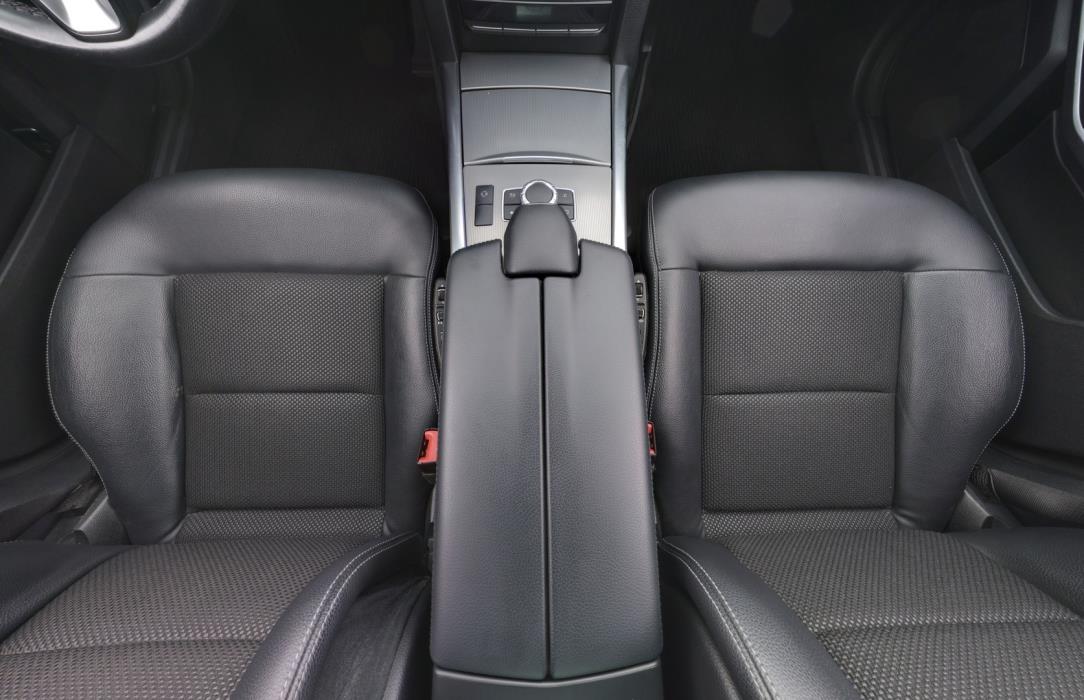 MERCEDES-BENZ E 2016