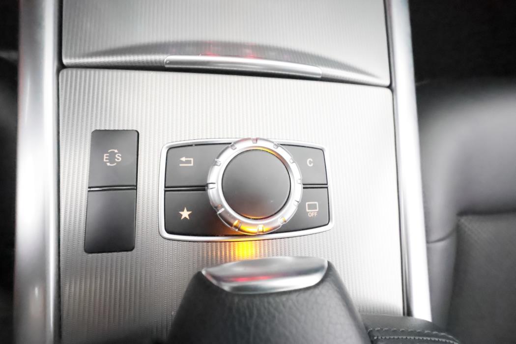 MERCEDES-BENZ E 2016