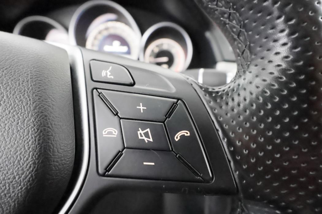 MERCEDES-BENZ E 2016