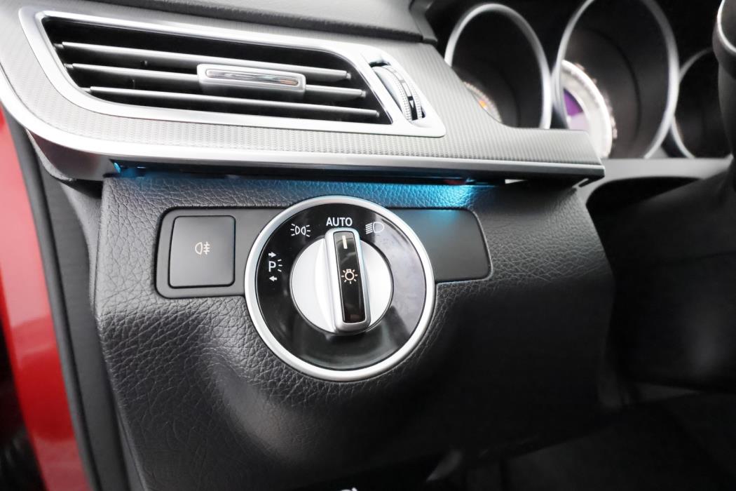 MERCEDES-BENZ E 2016