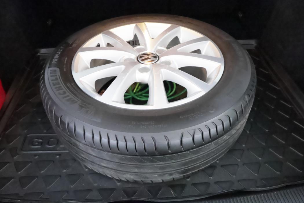 VOLKSWAGEN Golf 2011