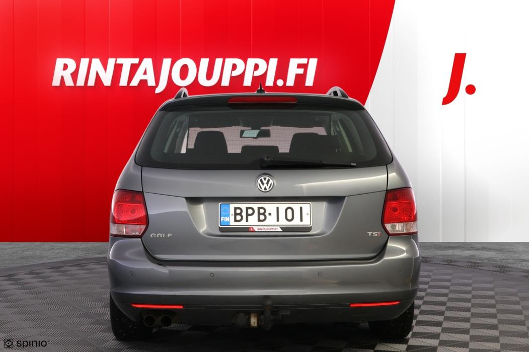 VOLKSWAGEN Golf 2011