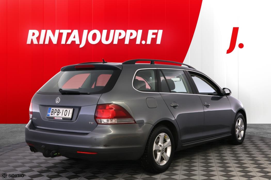 VOLKSWAGEN Golf 2011