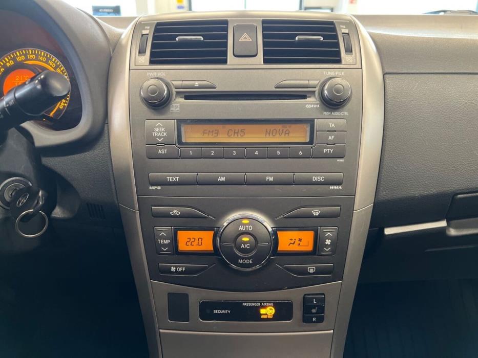 TOYOTA Corolla 2008