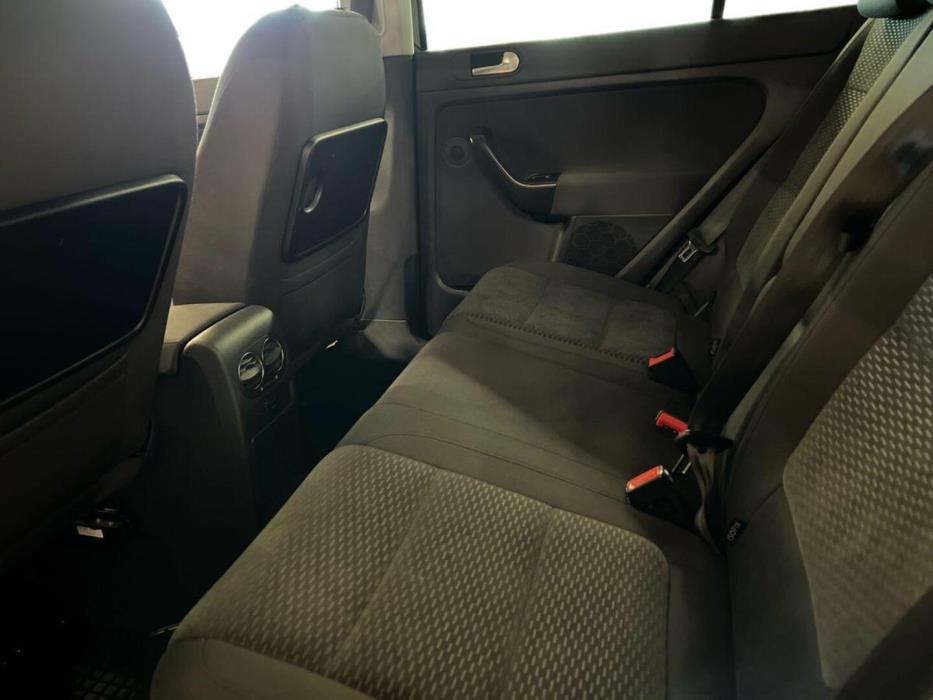 VOLKSWAGEN Golf Plus 2013