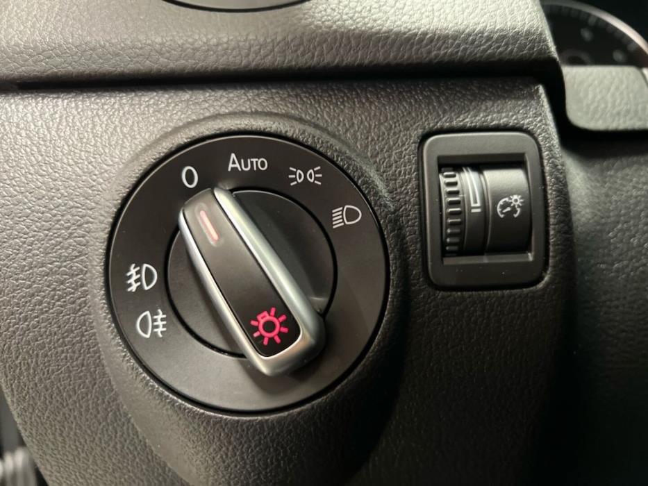 VOLKSWAGEN Golf Plus 2013