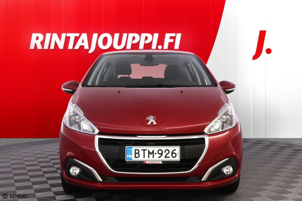 PEUGEOT 208 2015