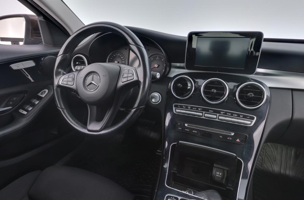 MERCEDES-BENZ C 2016