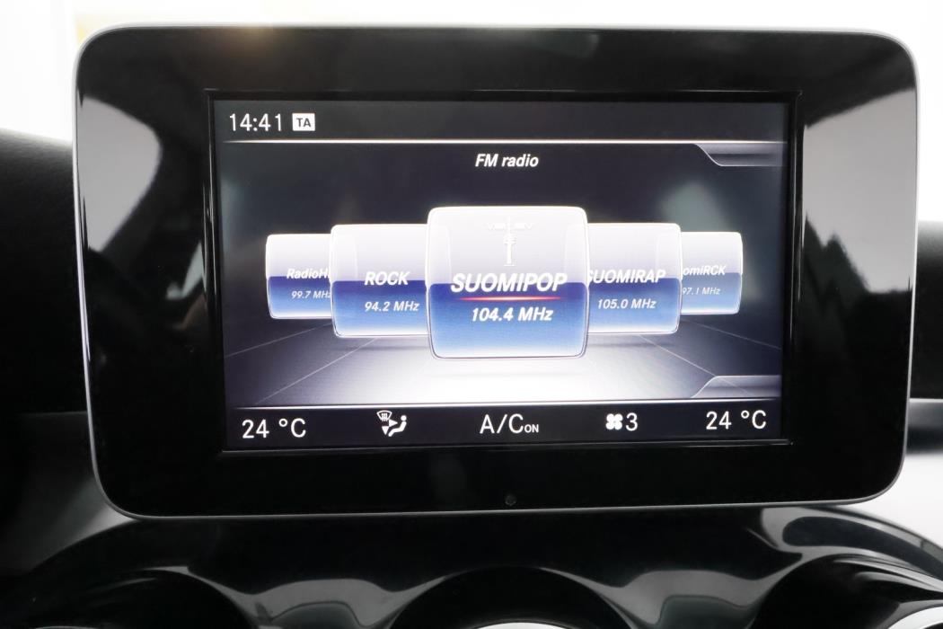 MERCEDES-BENZ C 2016